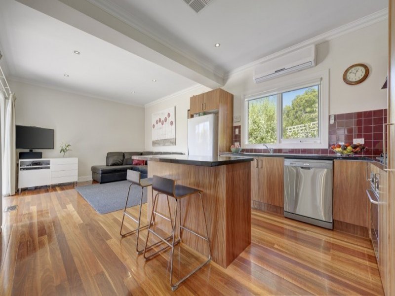 3/16 Lemon Road, Balwyn North image 5