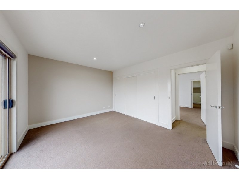 3/16 Lind Street, Strathmore image 6