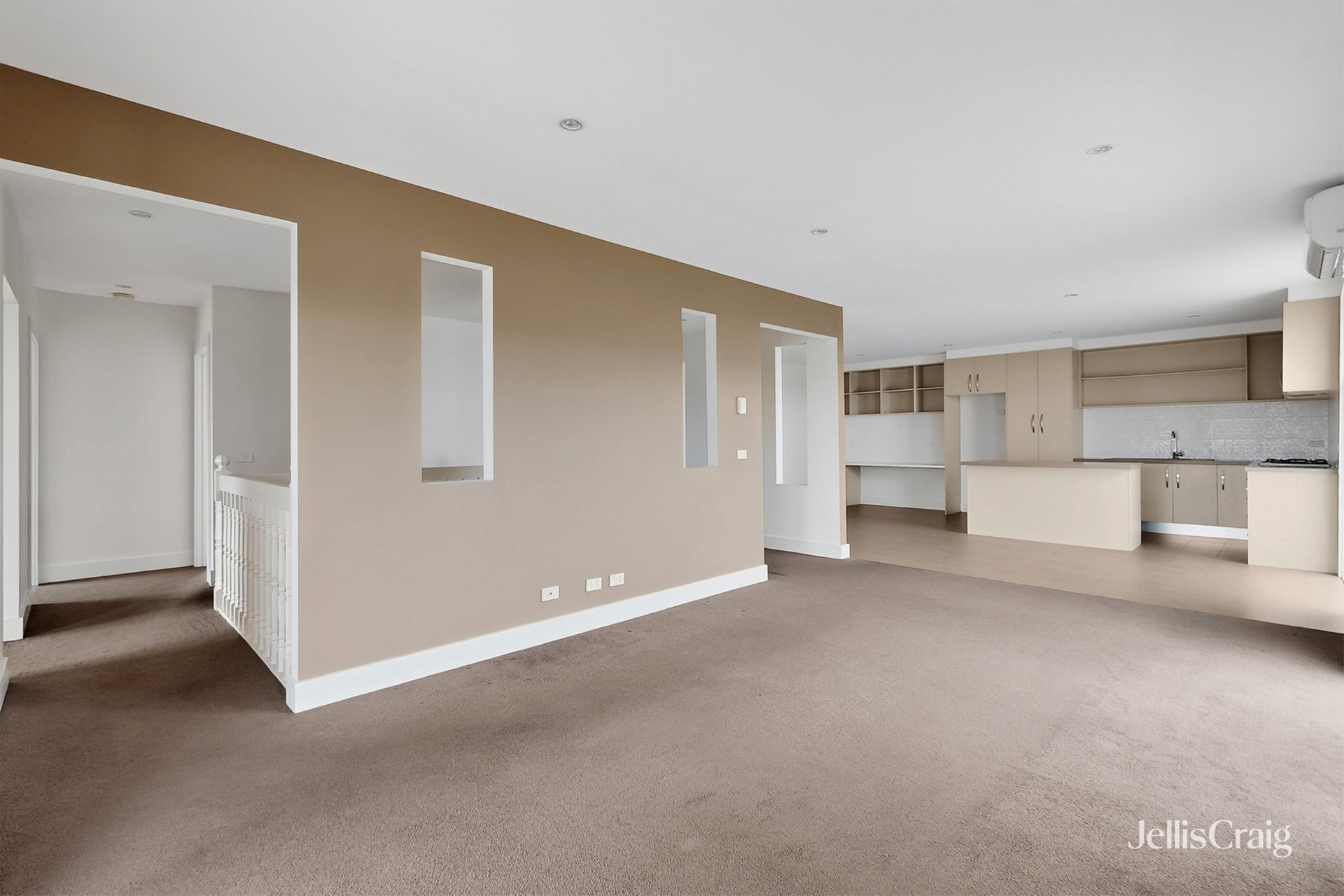 3/16 Lind Street, Strathmore image 5