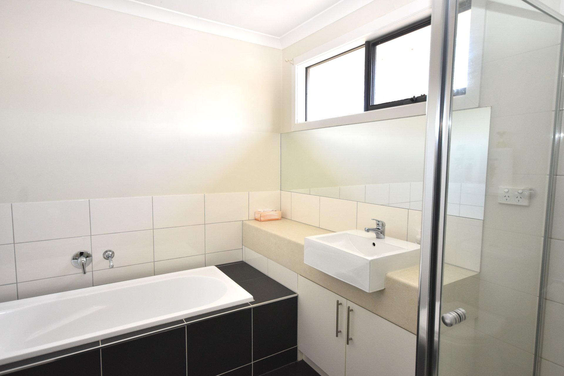 3/16 McComb Street, Lilydale image 6