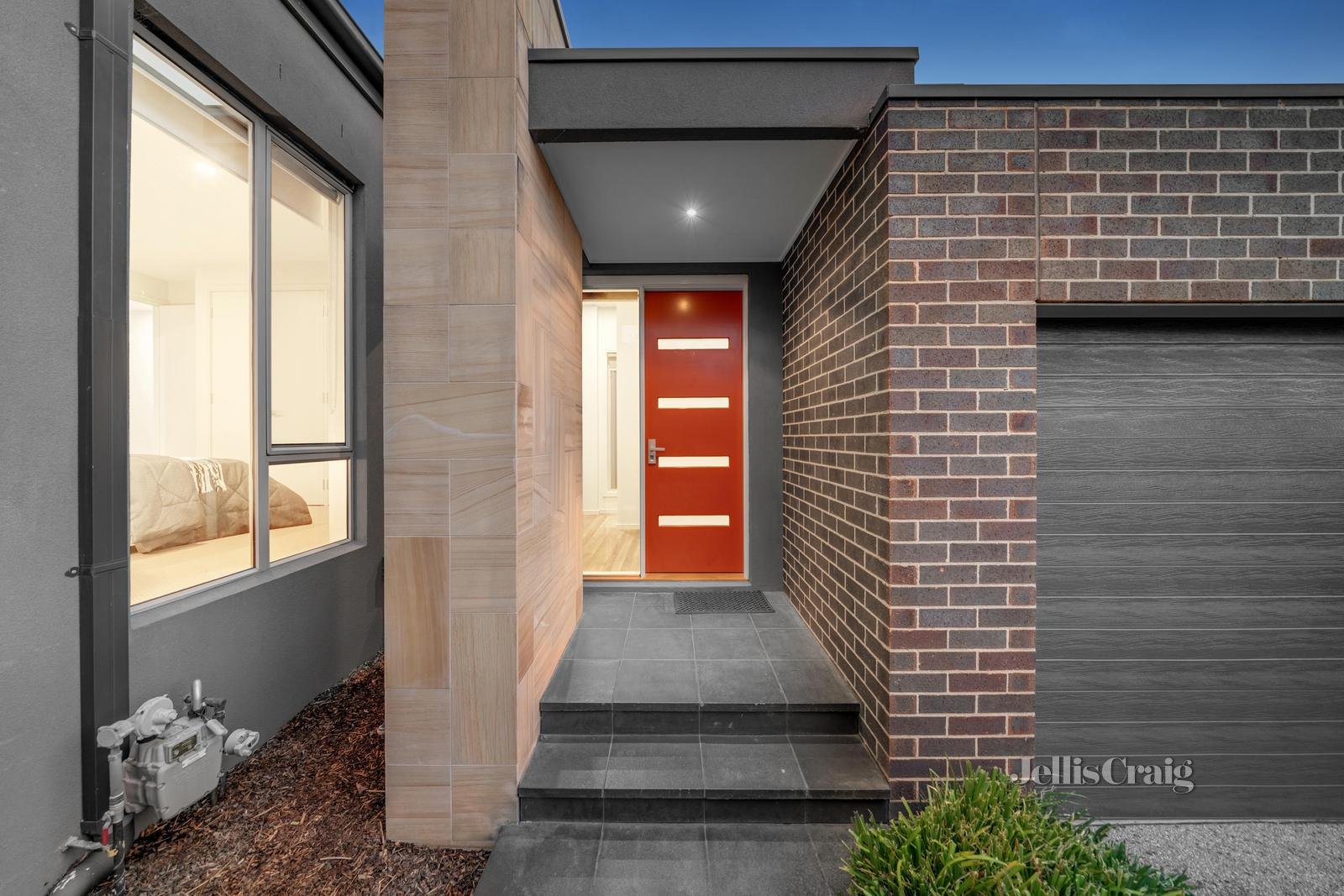 3/16 Morna Road, Doncaster East image 2