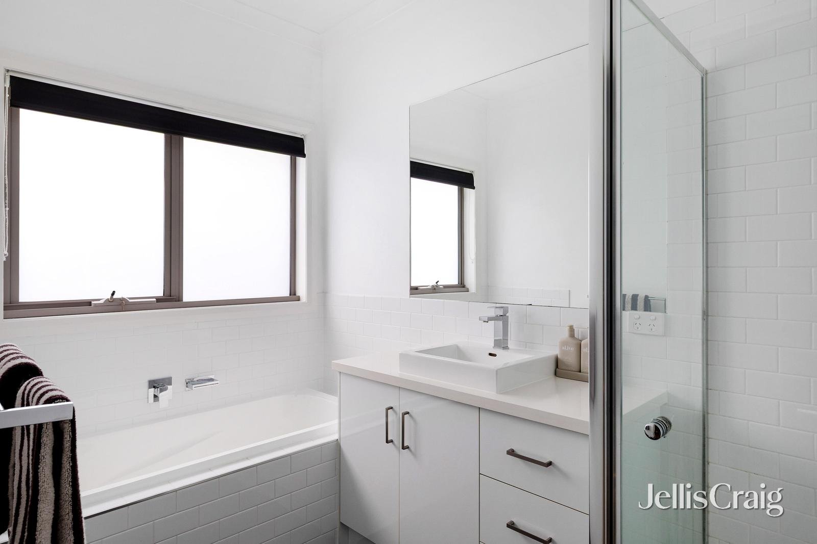 3/16 Railway Road, Briar&nbsp;Hill image 9