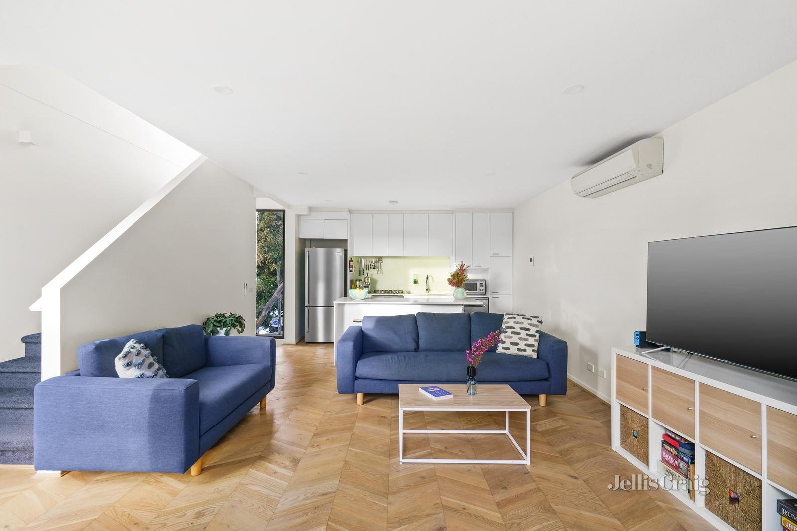 3/16 Roden Street, West Melbourne image 3