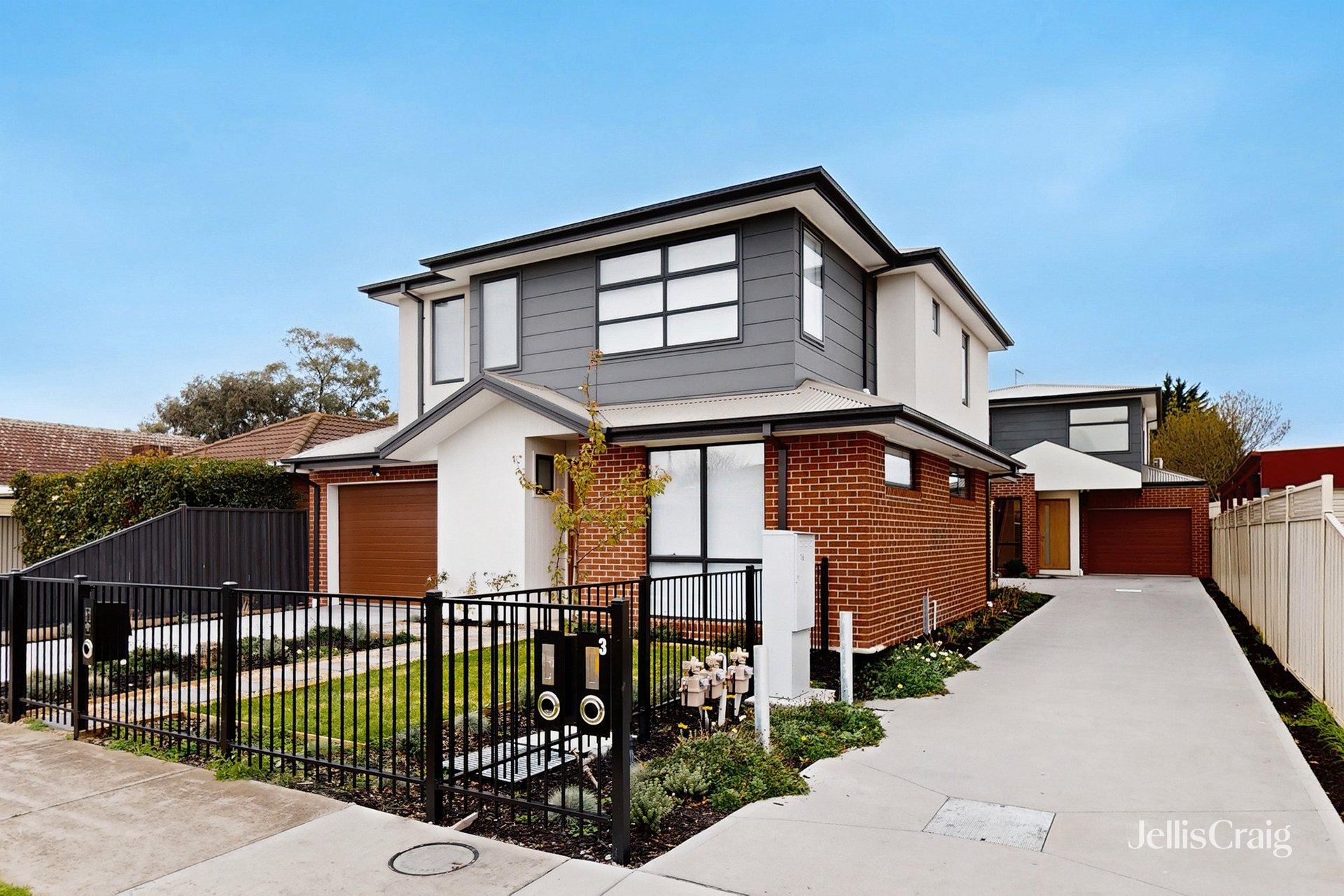 3/16 Romsey Avenue, Sunshine&nbsp;North image 1