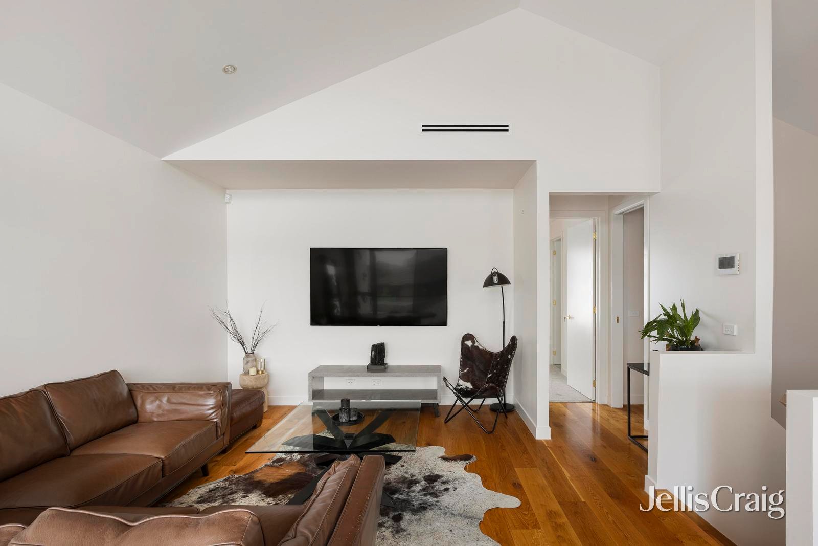 3/16 Swallow Street, Preston image 2