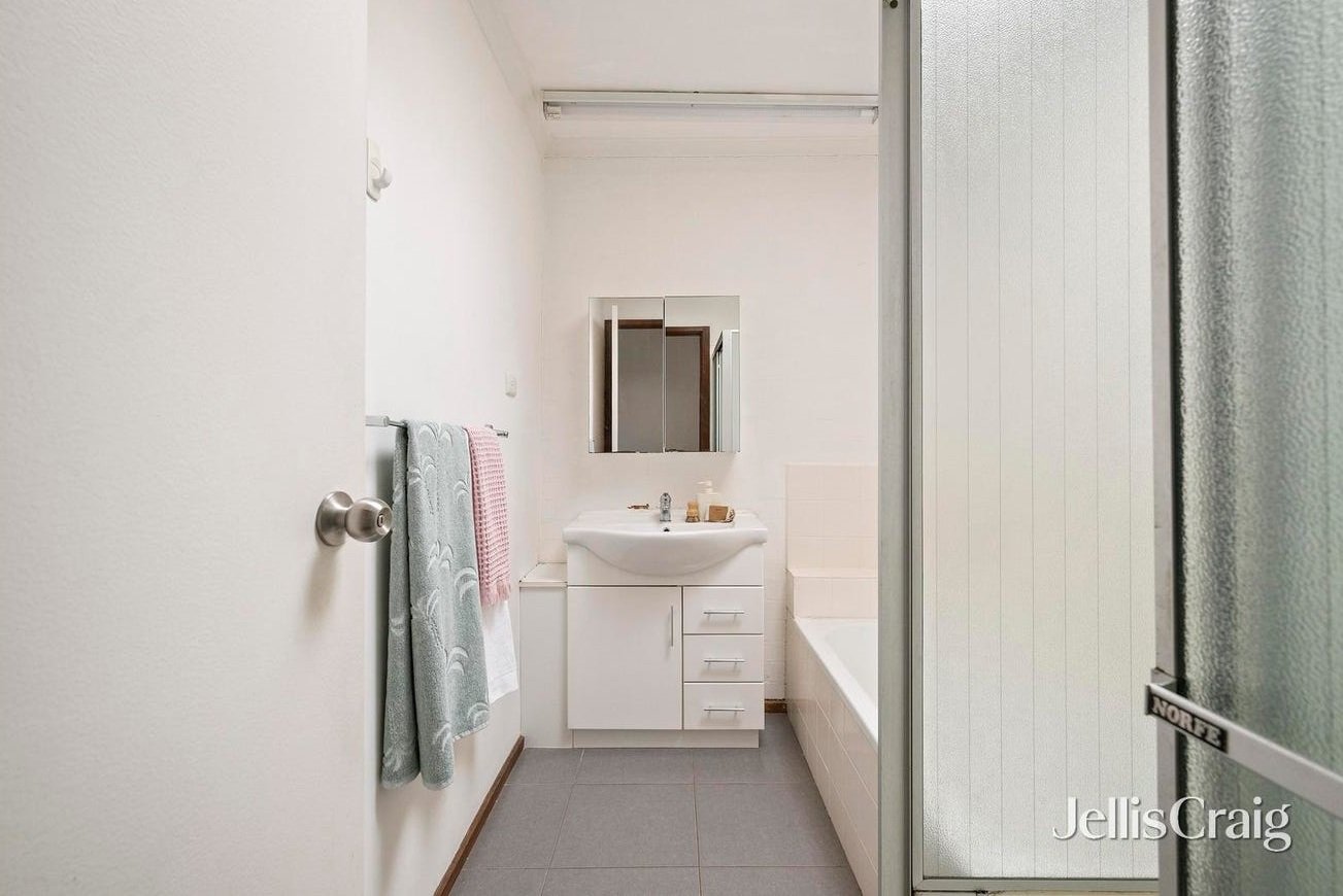 3/16 Wantirna Road, Ringwood image 10