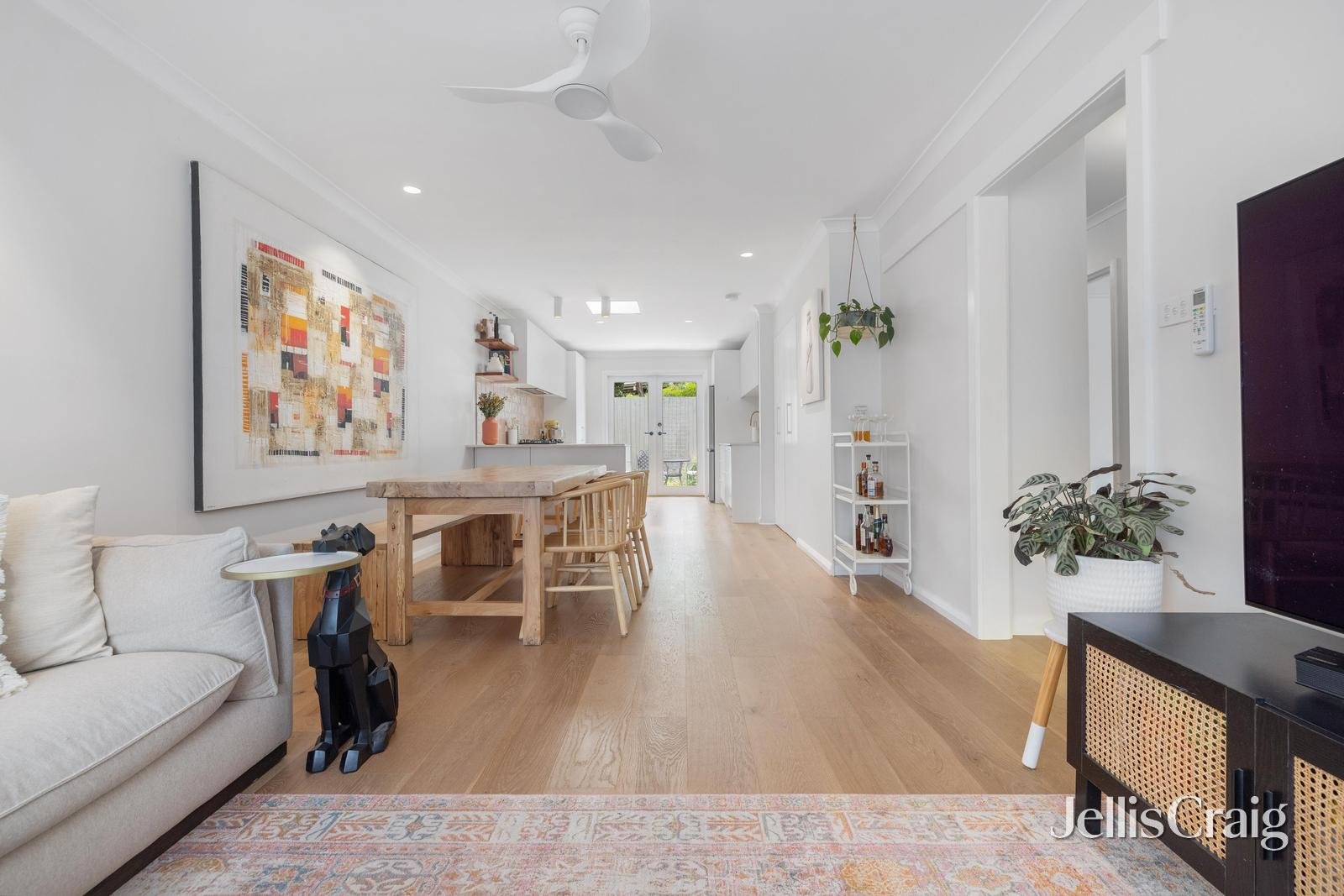 3/160-162 Surrey Road, Blackburn image 2