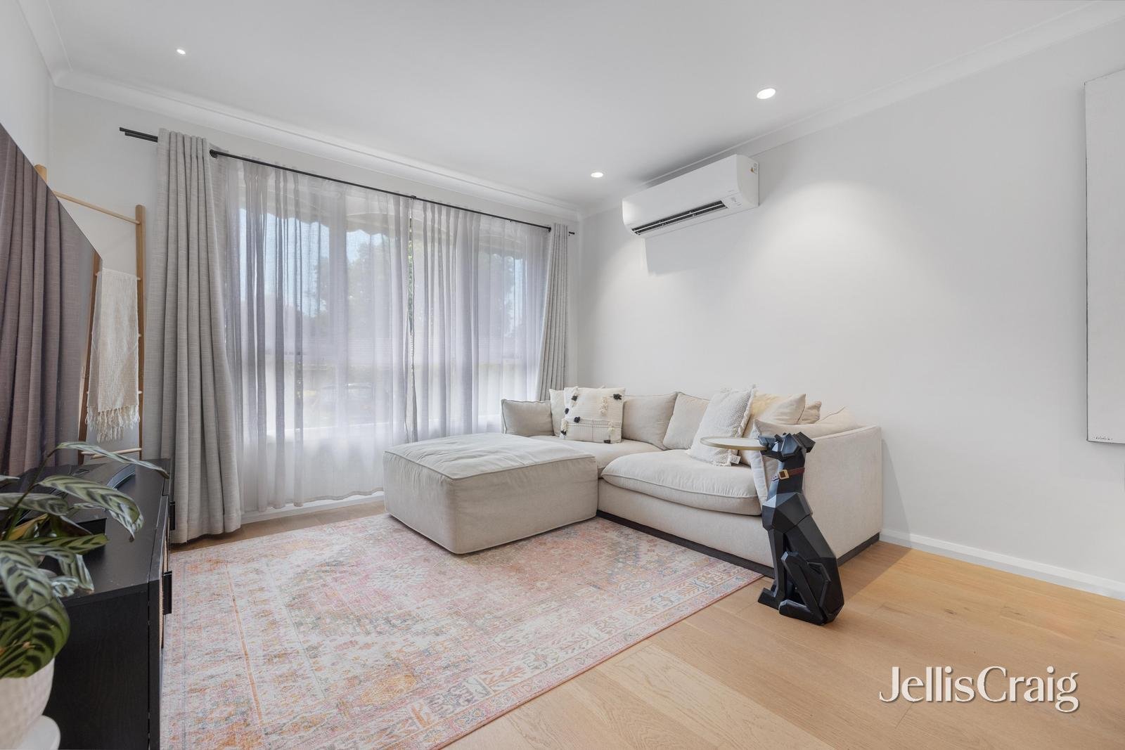 3/160-162 Surrey Road, Blackburn image 3