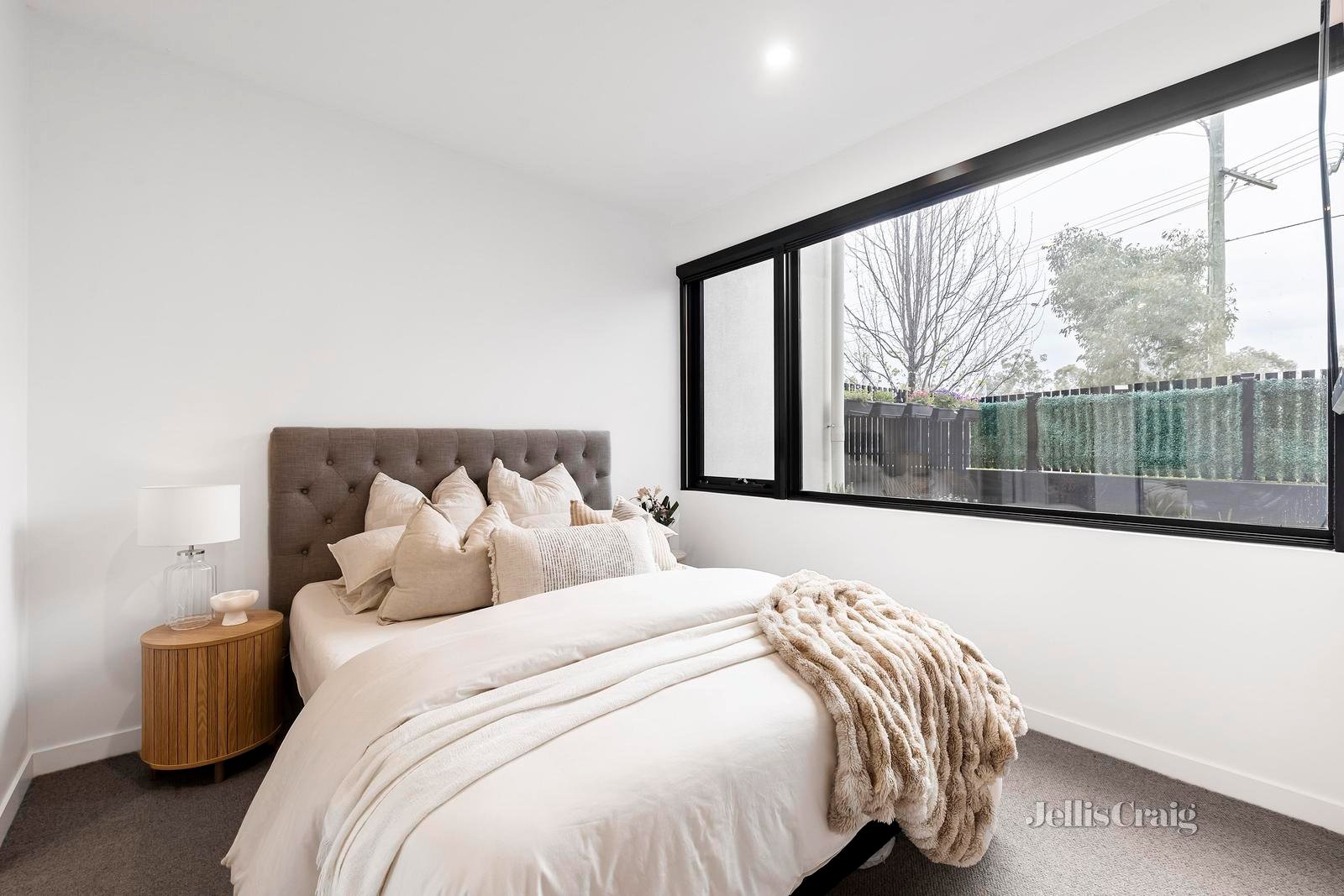 3/160 Williamsons Road, Doncaster image 5