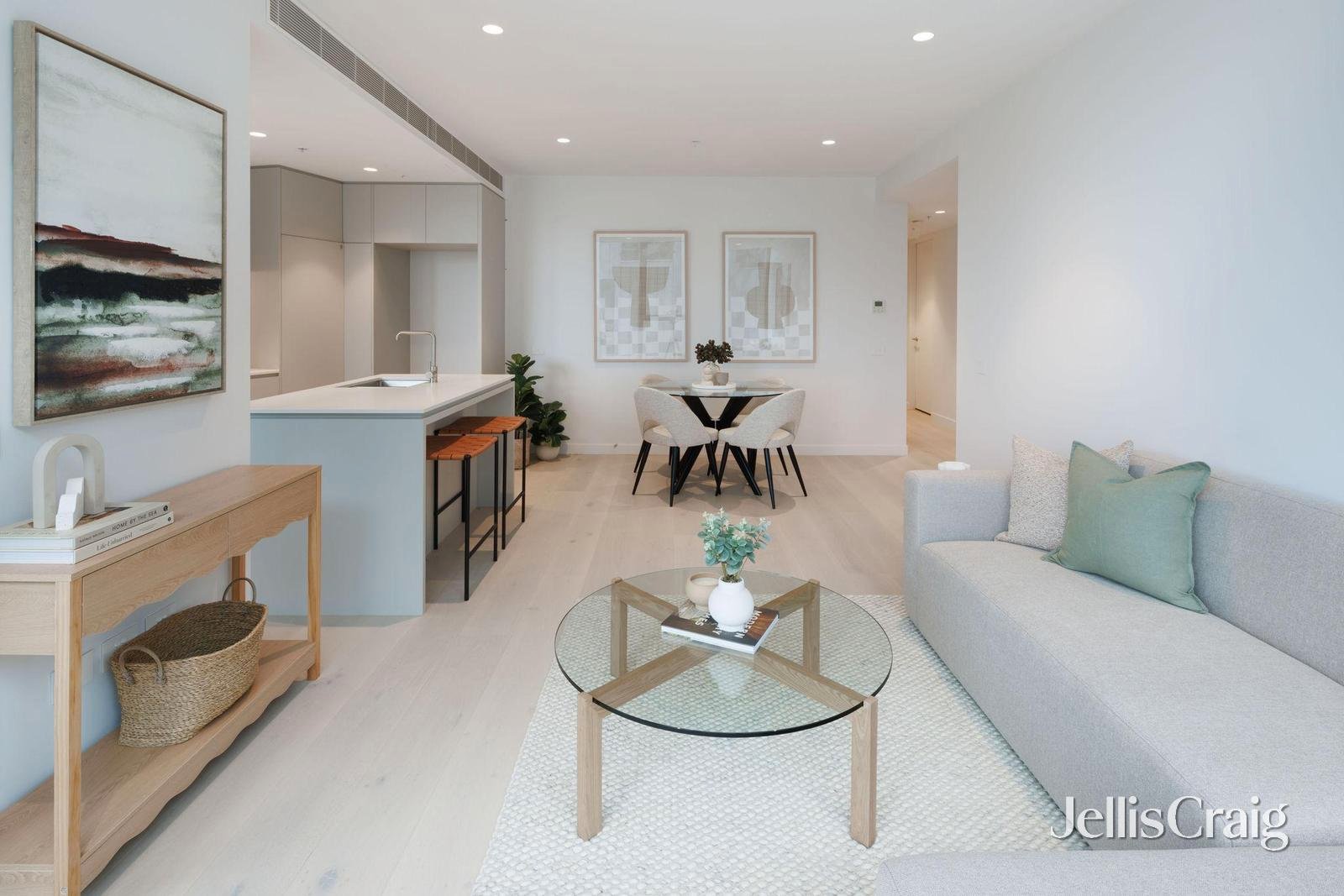 316/29 Waterline Place, Williamstown image 2