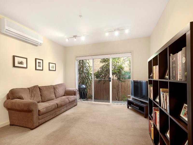 3/164 Barkers Road, Hawthorn image 3