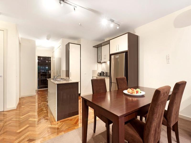 3/164 Barkers Road, Hawthorn image 4