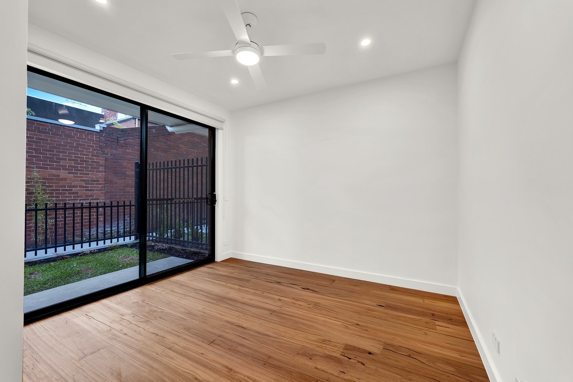 3 / 168 Hawthorn Road Caulfield North