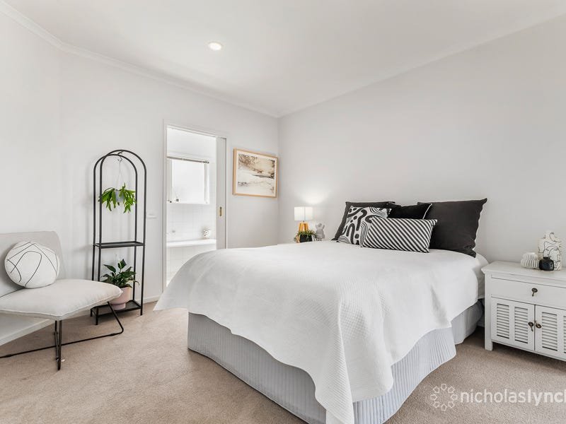 Property Gallery Thumbnail 4