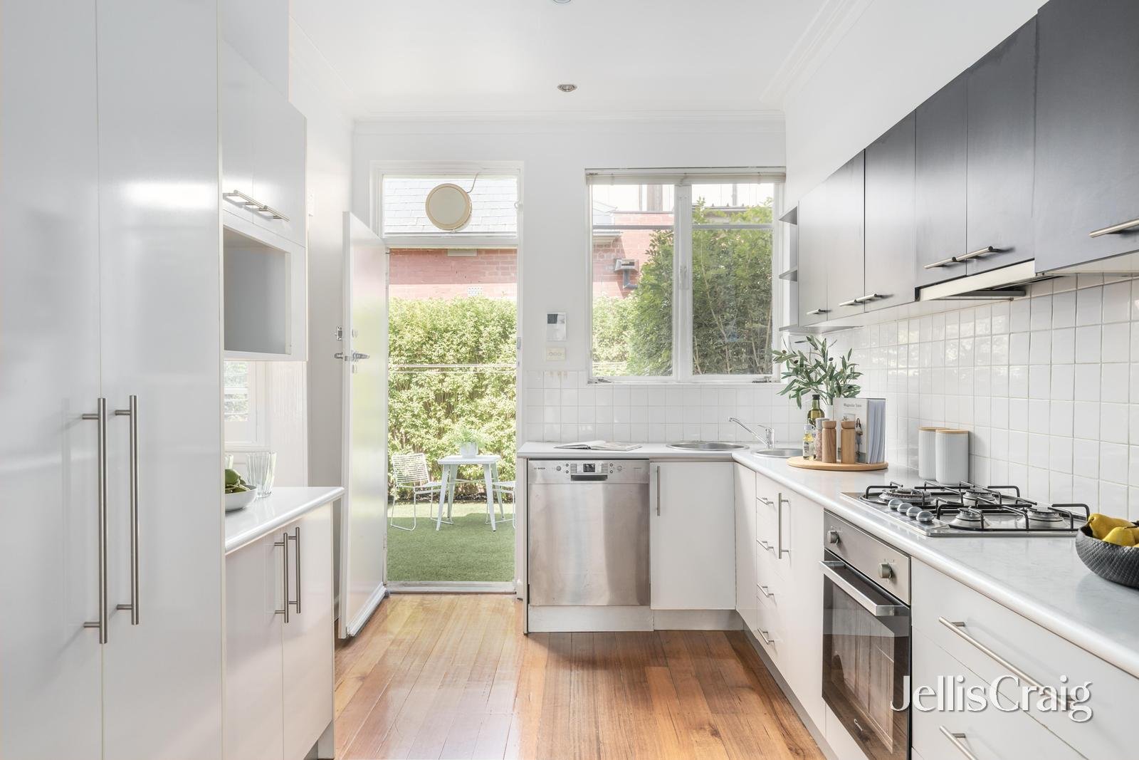 3/17 Mercer Road, Armadale image 8