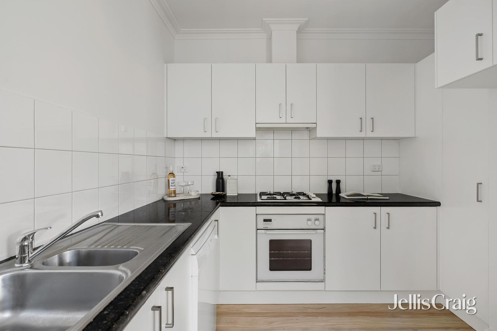 3/17 Nicholson Street, South&nbsp;Yarra image 3
