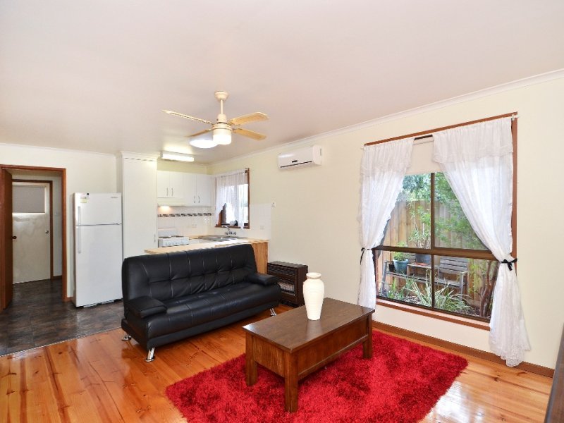 3/17 St Albans Street, St Albans Park image 2