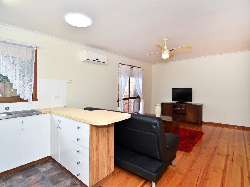 3/17 St Albans Street, St Albans Park image 3