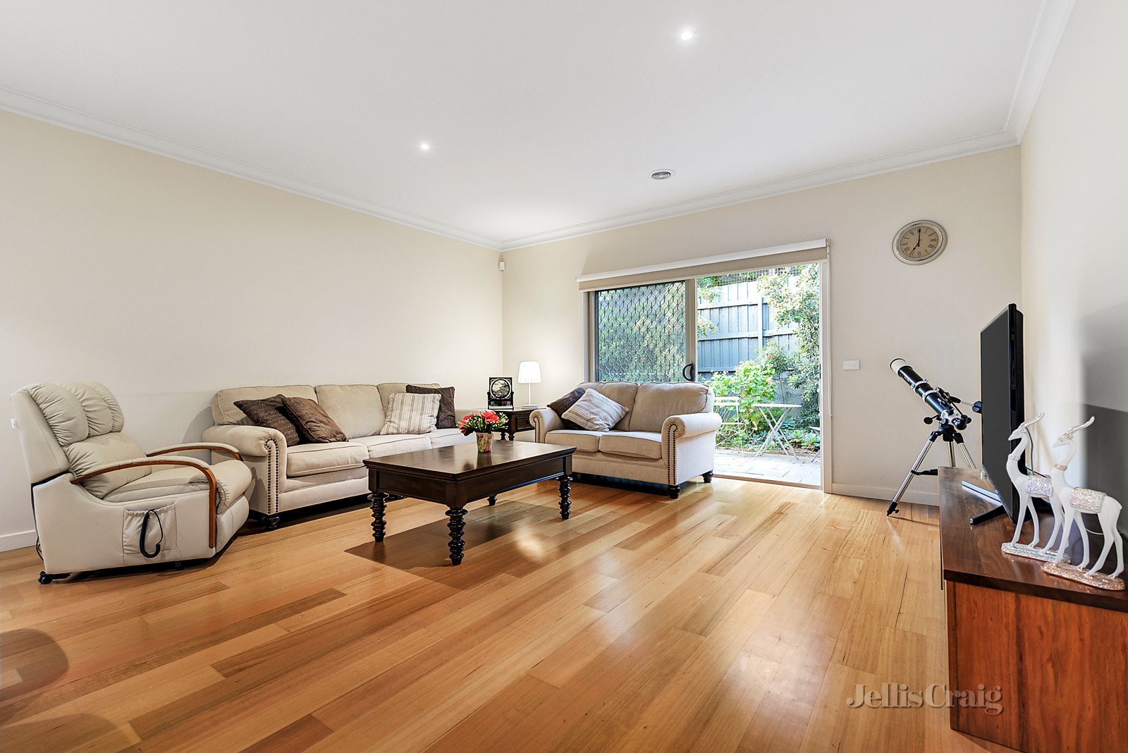 3/17 Sunhill Avenue, Burwood image 2