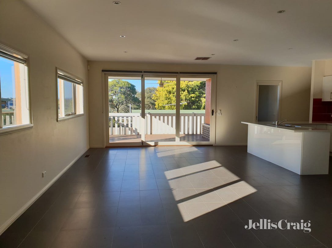 3/170 Ryans Road, Eltham image 3