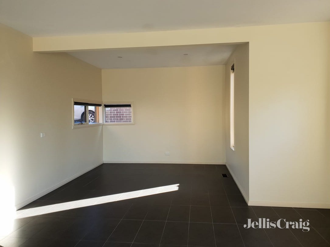 3/170 Ryans Road, Eltham image 4