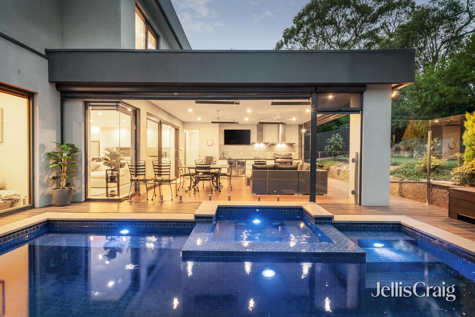3/171 Rattray Road, Montmorency image 4
