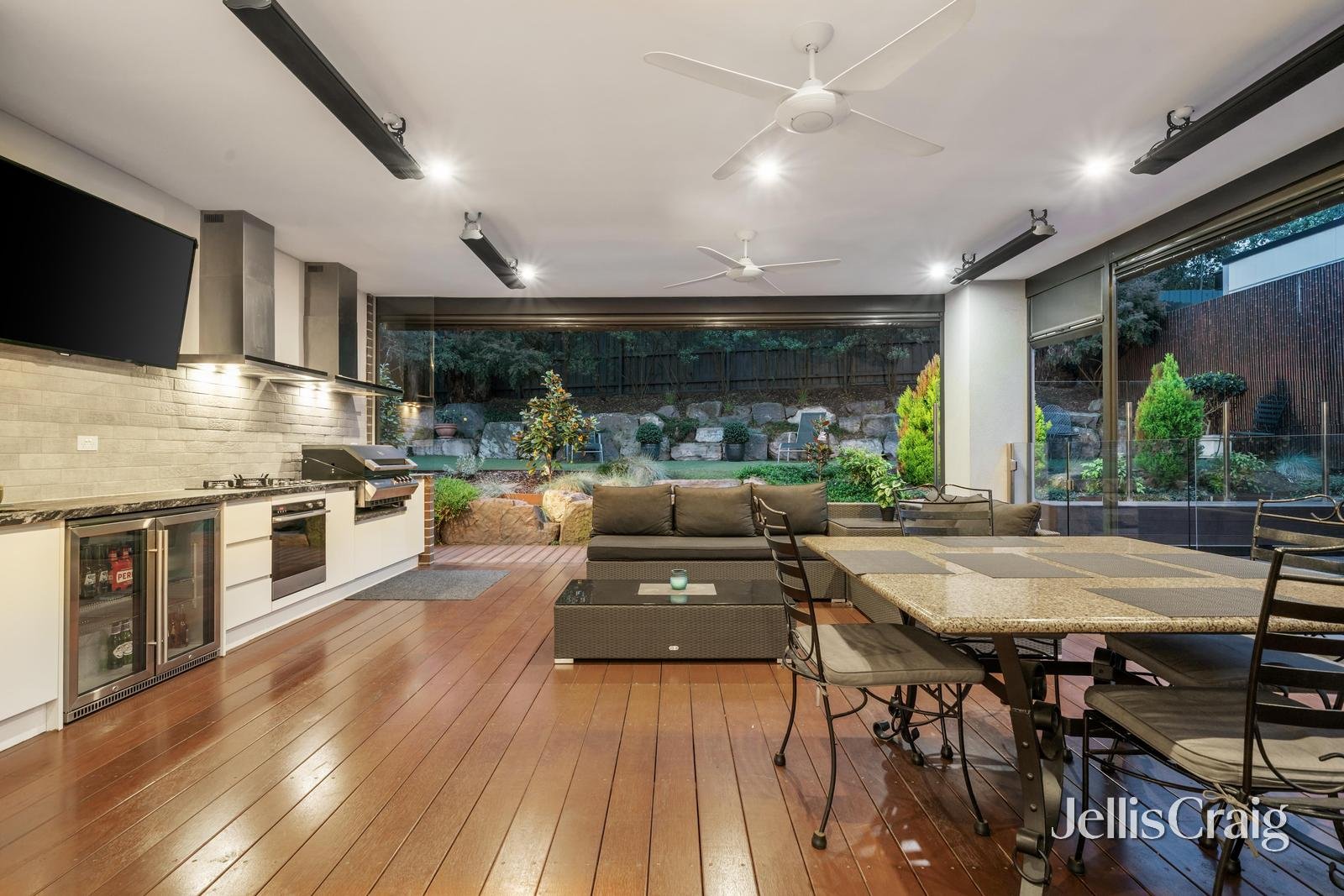 3/171 Rattray Road, Montmorency image 5
