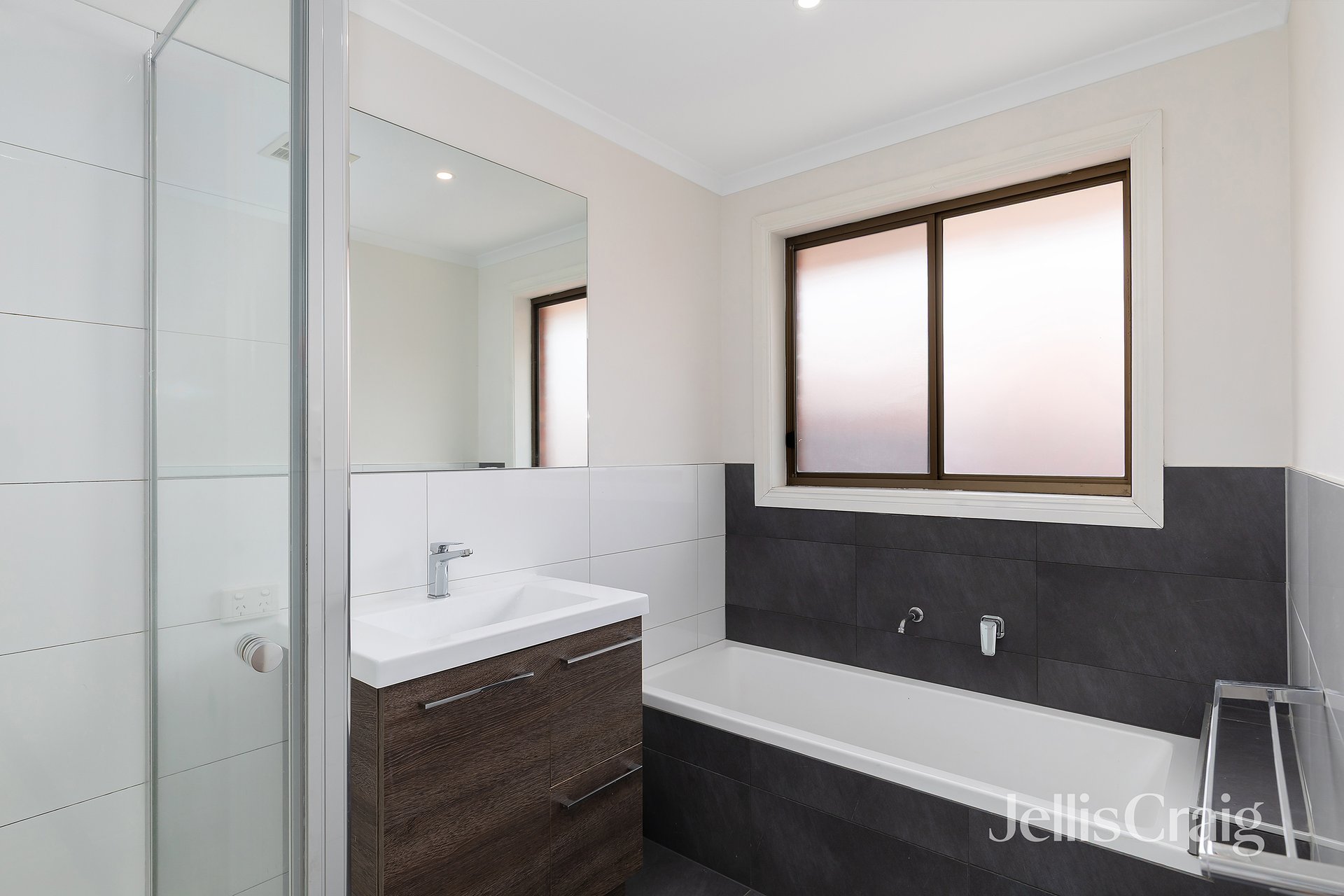 3/176 Cape Street, Heidelberg image 8