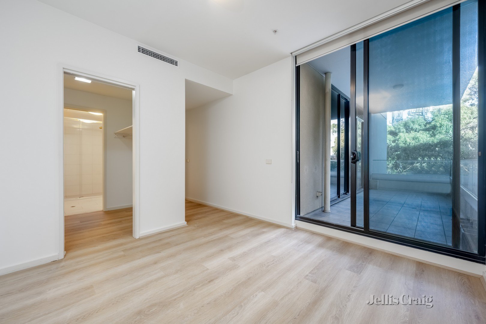 317/60 Siddeley Street, Docklands image 3