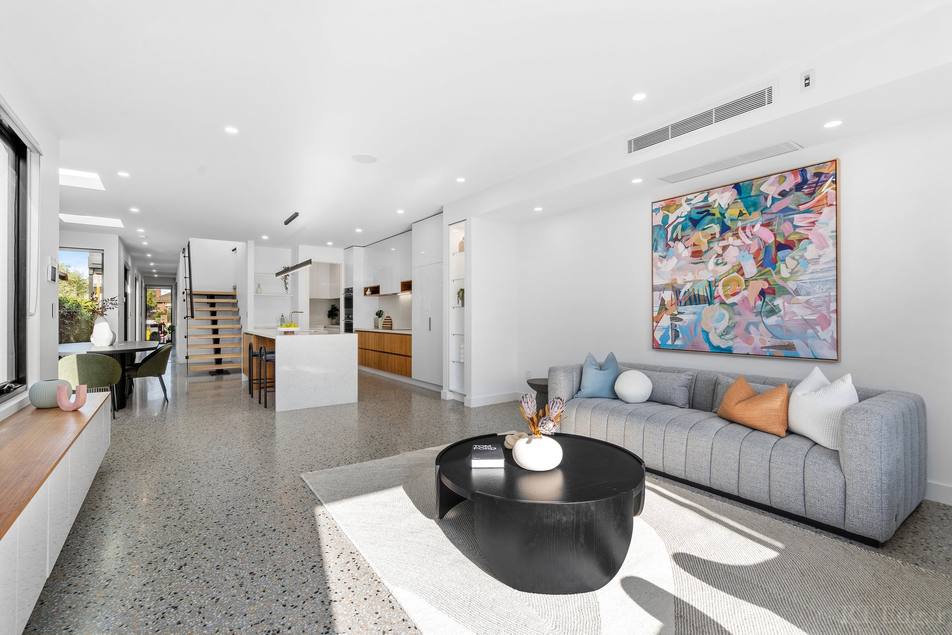 Property Gallery Thumbnail 7