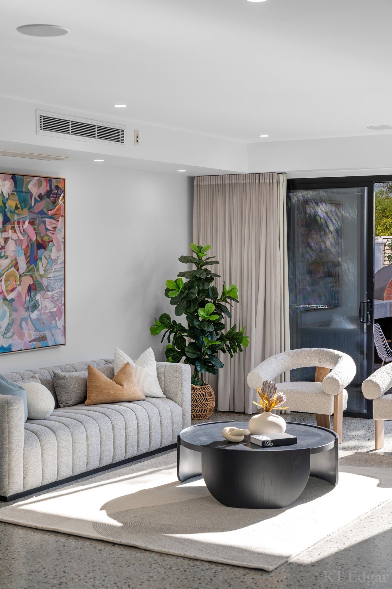 Property Gallery Thumbnail 9