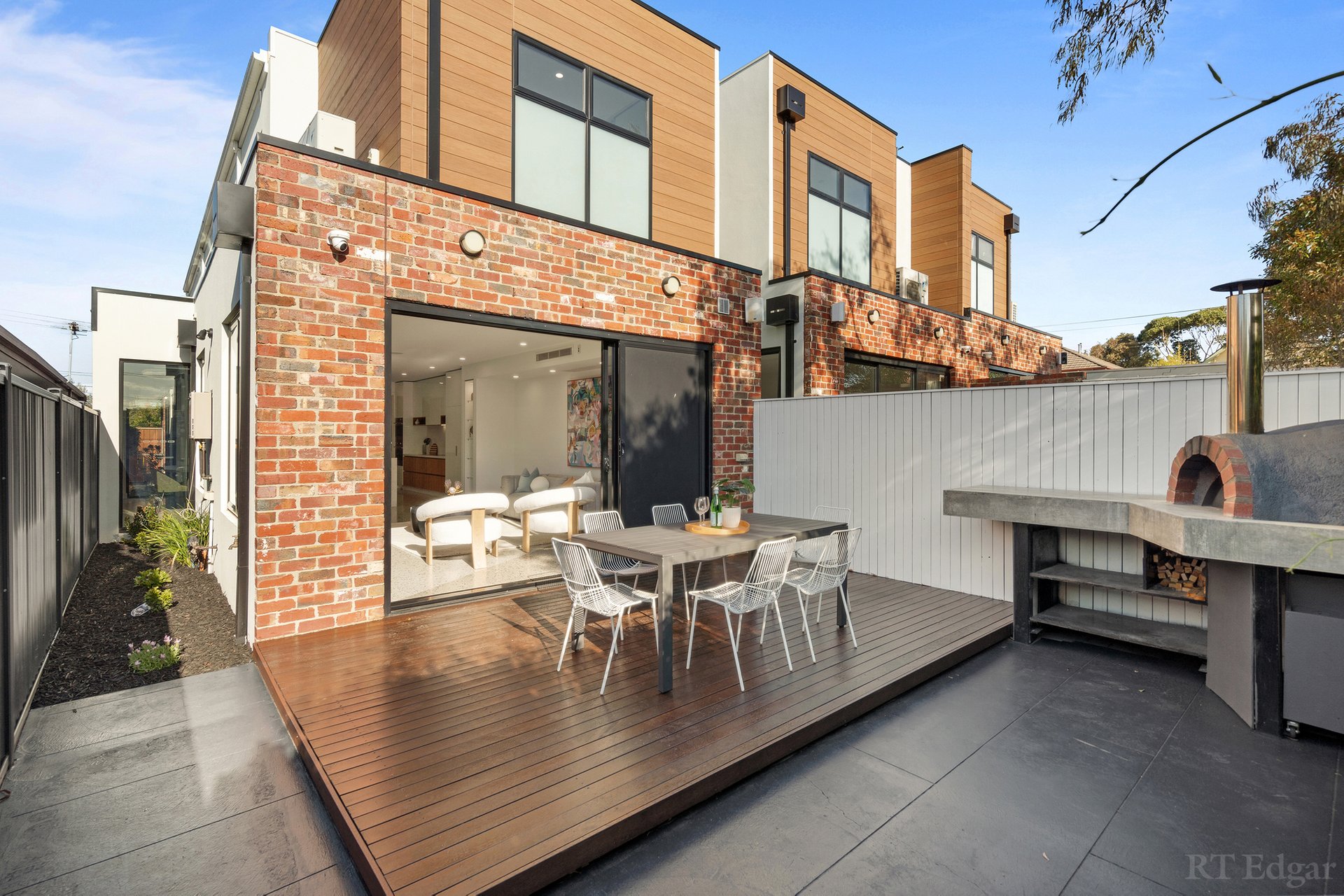 Property Gallery Thumbnail 18