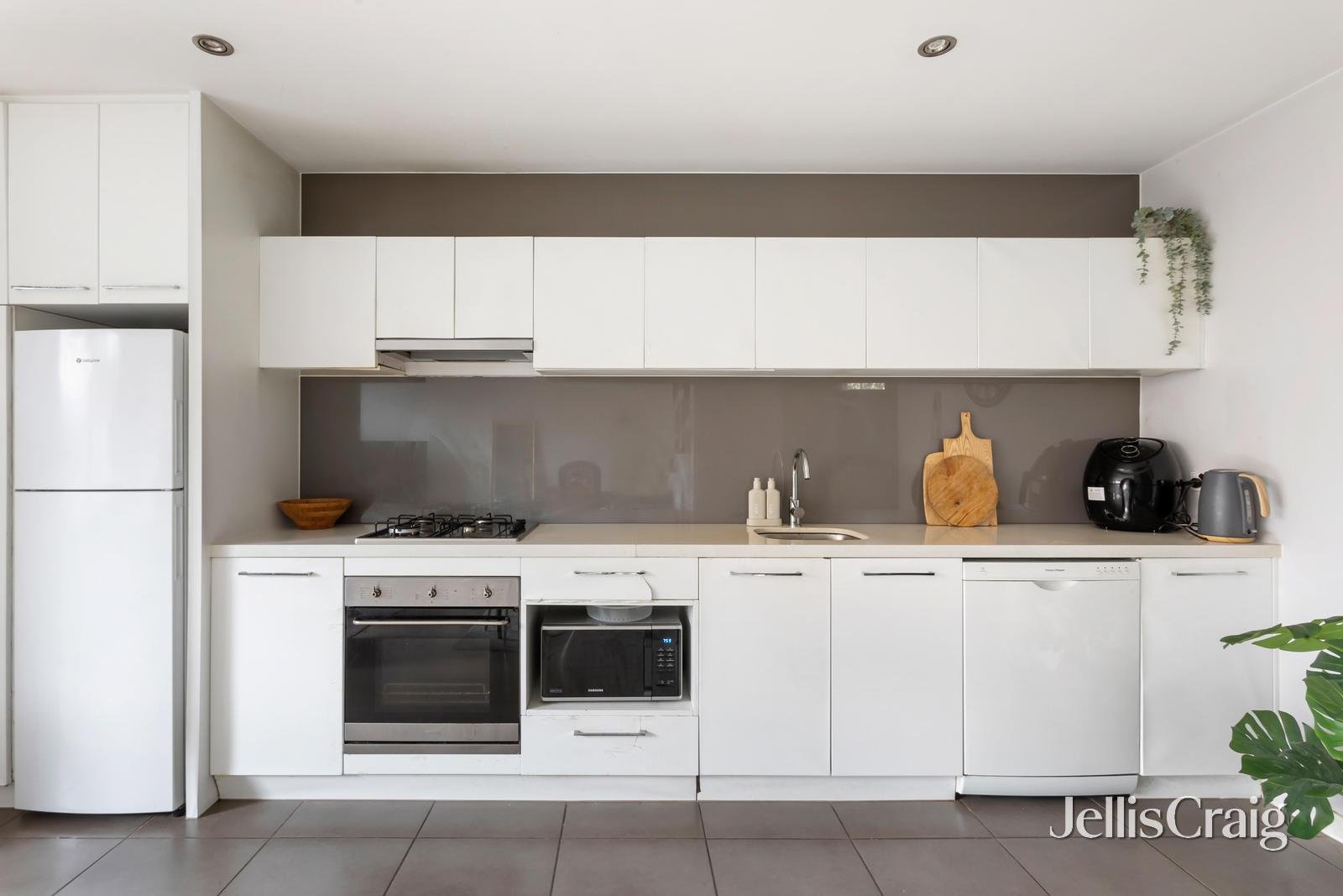3/179 Riversdale Road, Hawthorn image 3