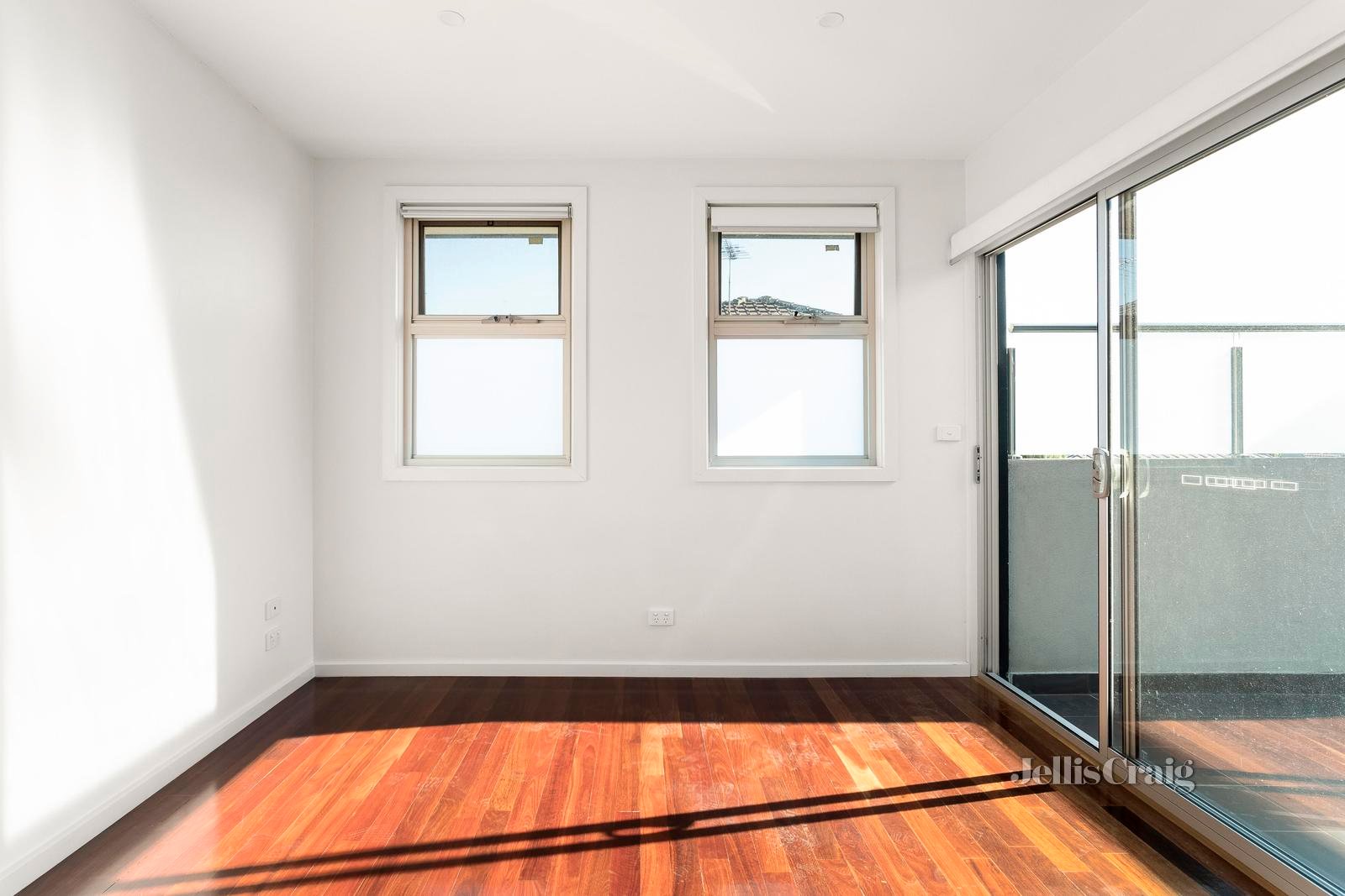 3/18 Bailey Avenue, Preston image 2
