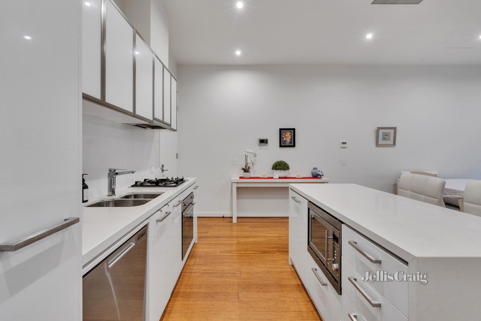 3/18 Bent Street, Kensington image 7