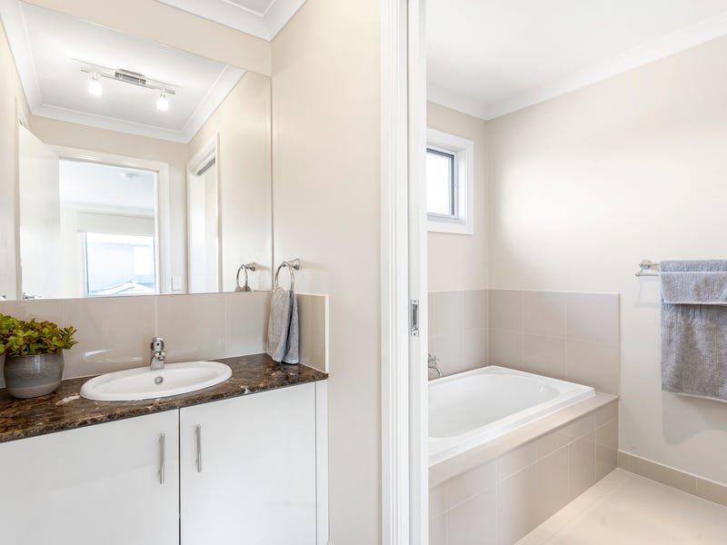 Property Gallery Thumbnail 8