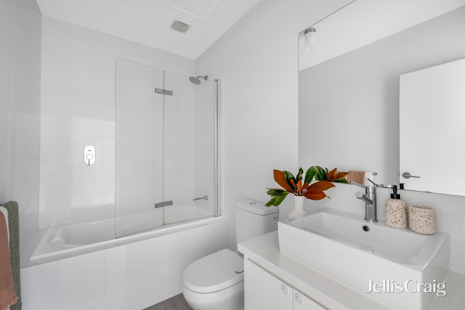 3/18 Grantham Street, Brunswick West image 10