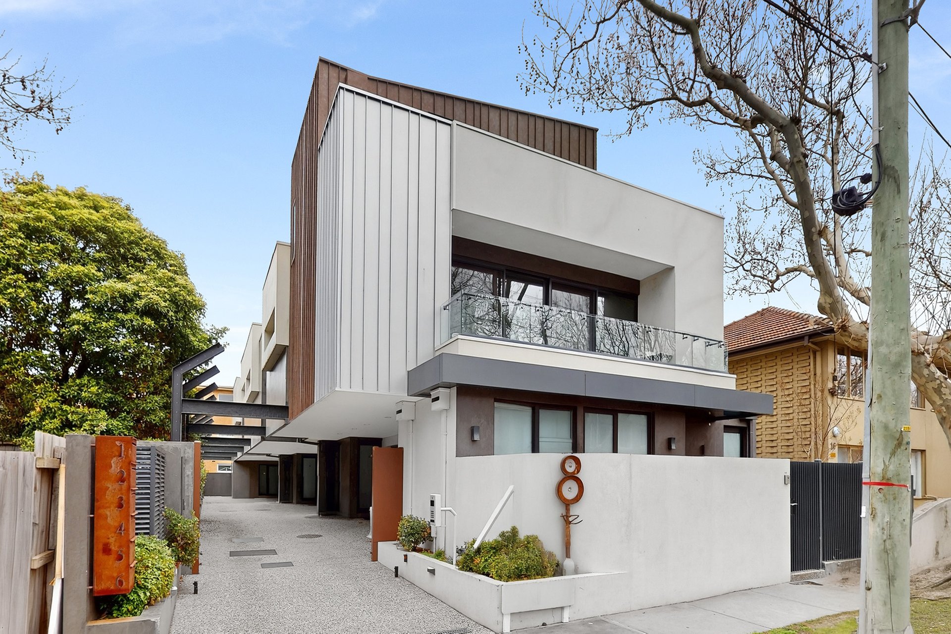 3/18 Joyce Street, Elwood image 1