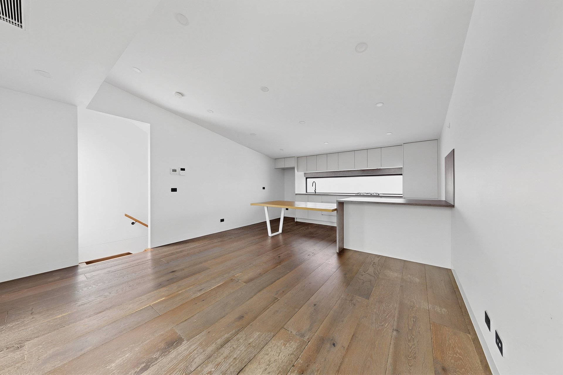 3/18 Joyce Street, Elwood image 2