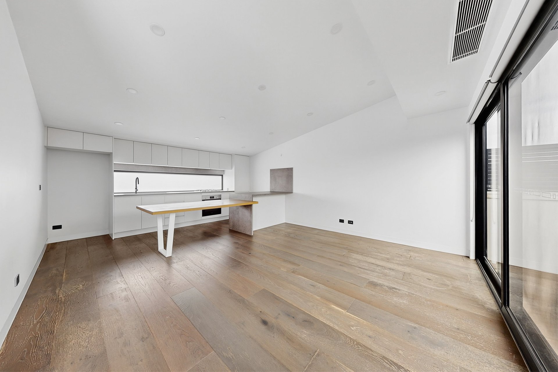 3/18 Joyce Street, Elwood image 4