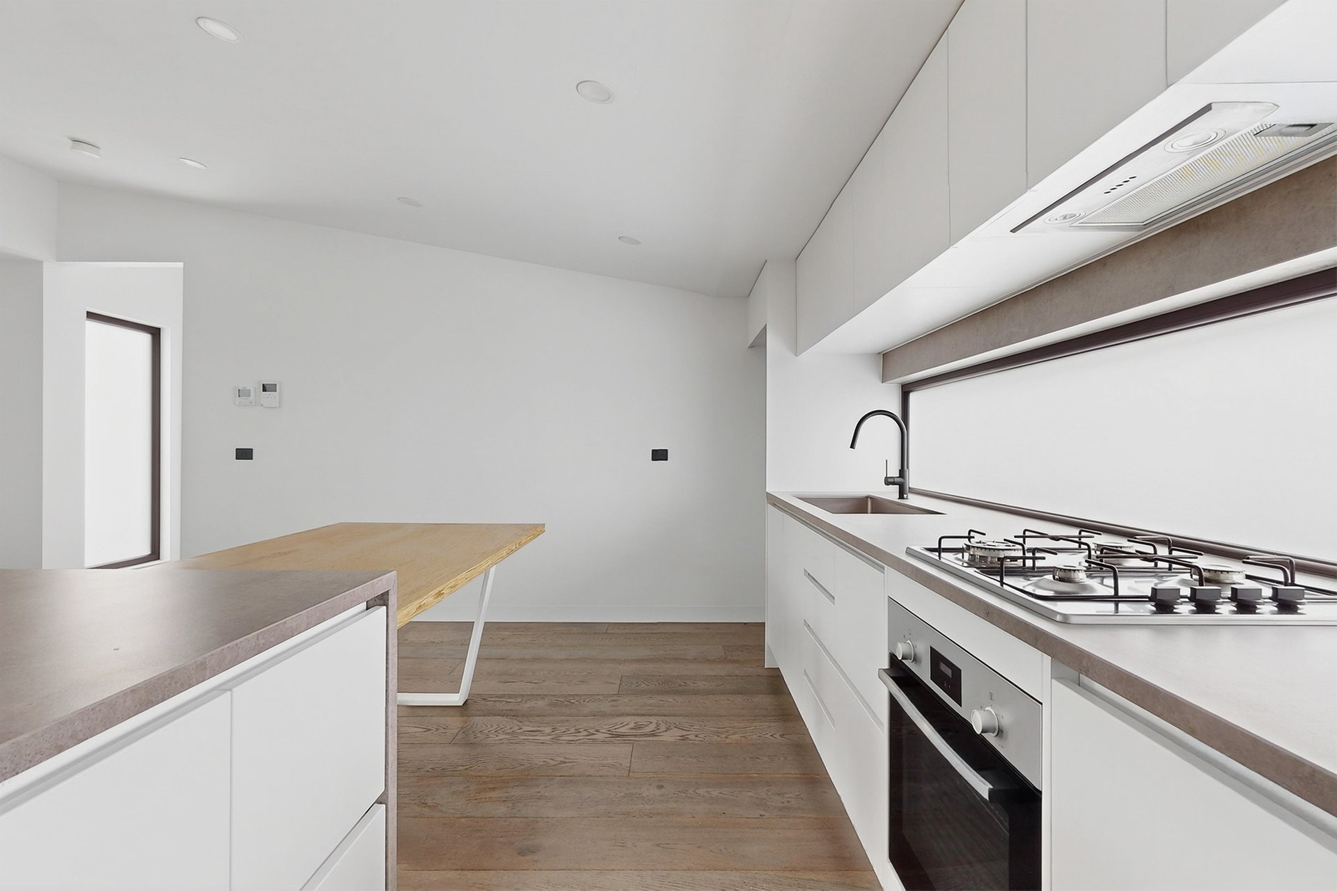 3/18 Joyce Street, Elwood image 5