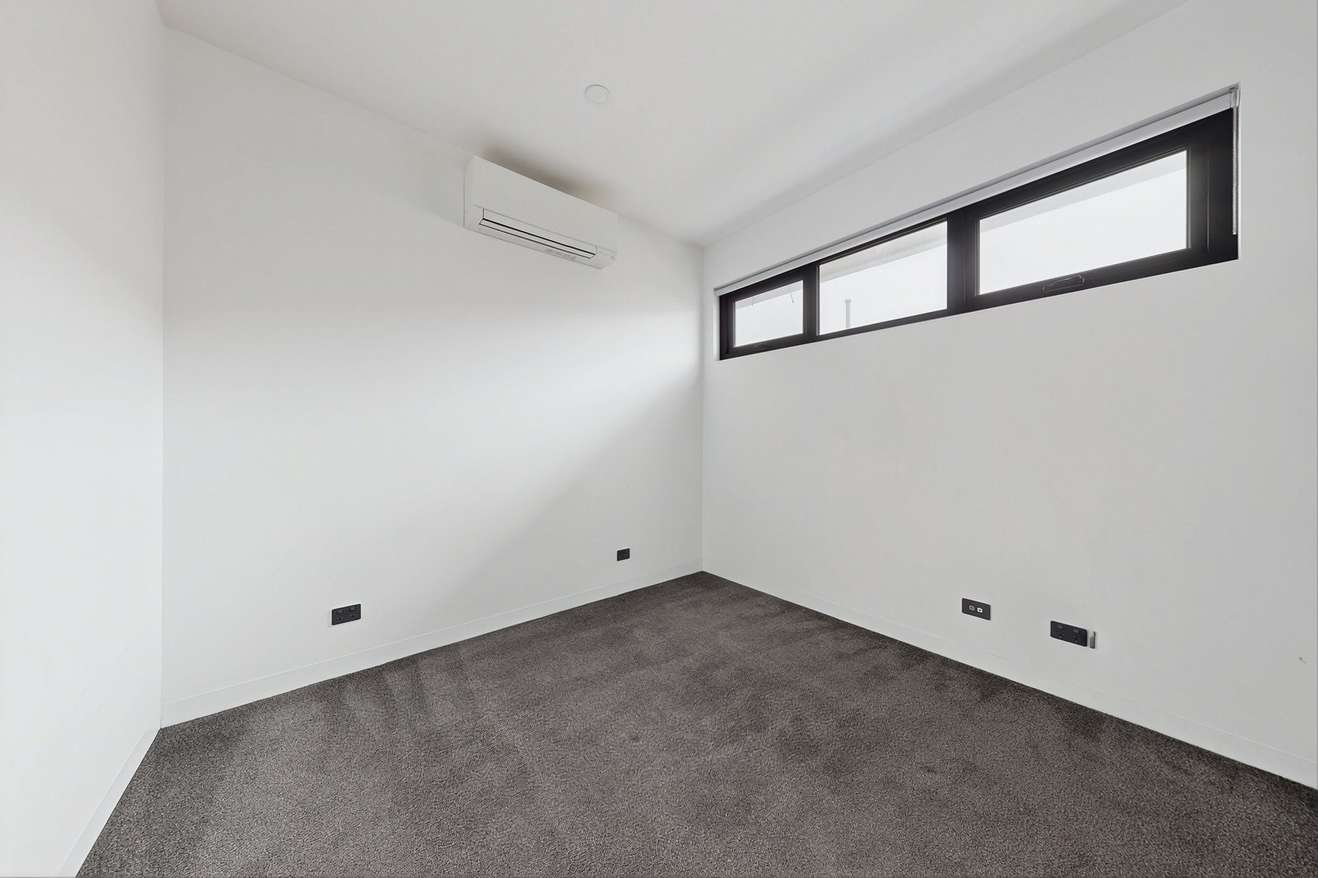 3/18 Joyce Street, Elwood image 10