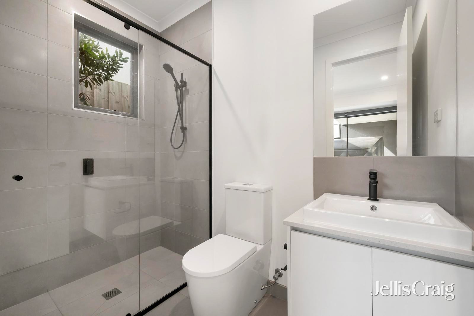 3/18 Ricky Court, Mooroolbark image 6