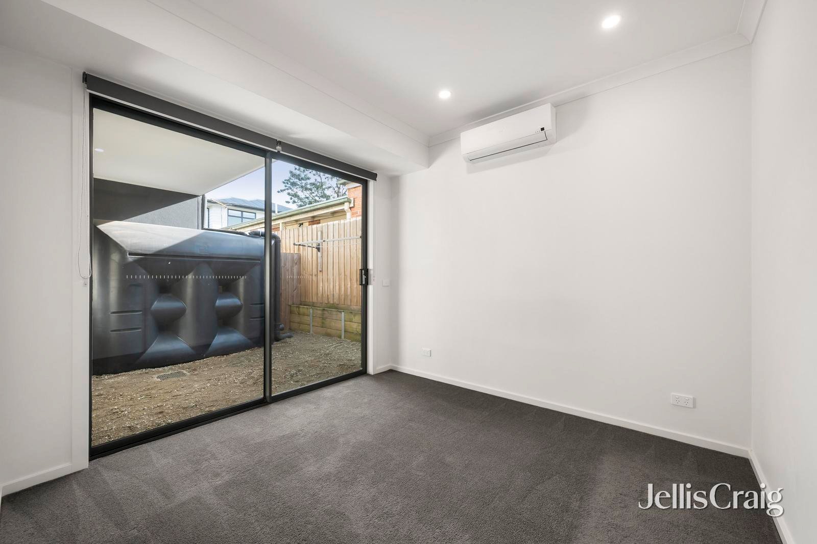 3/18 Ricky Court, Mooroolbark image 8