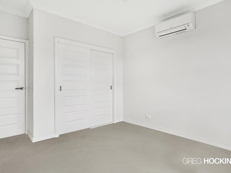 3/18 Robson Avenue, Avondale Heights image 6