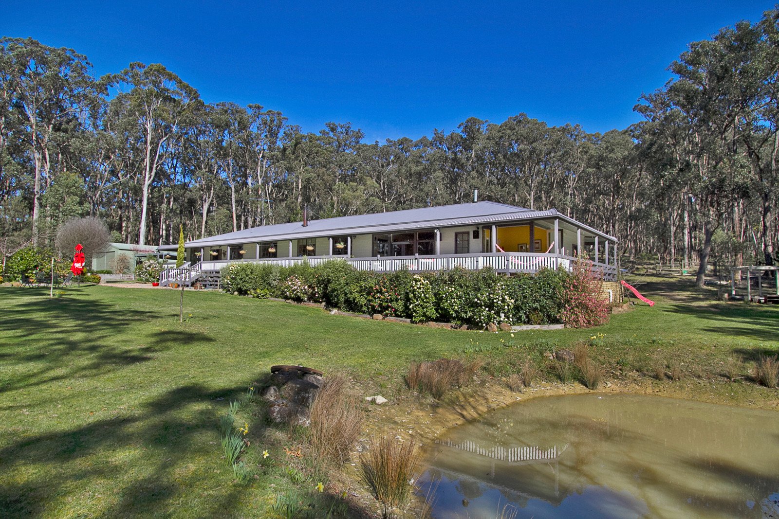 318 Slatey Creek Road, Woodend image 1