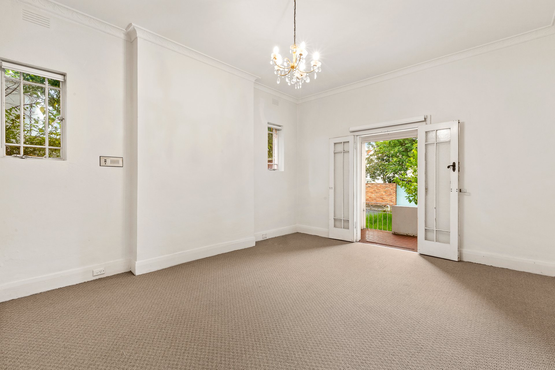 Property Gallery - Main Image