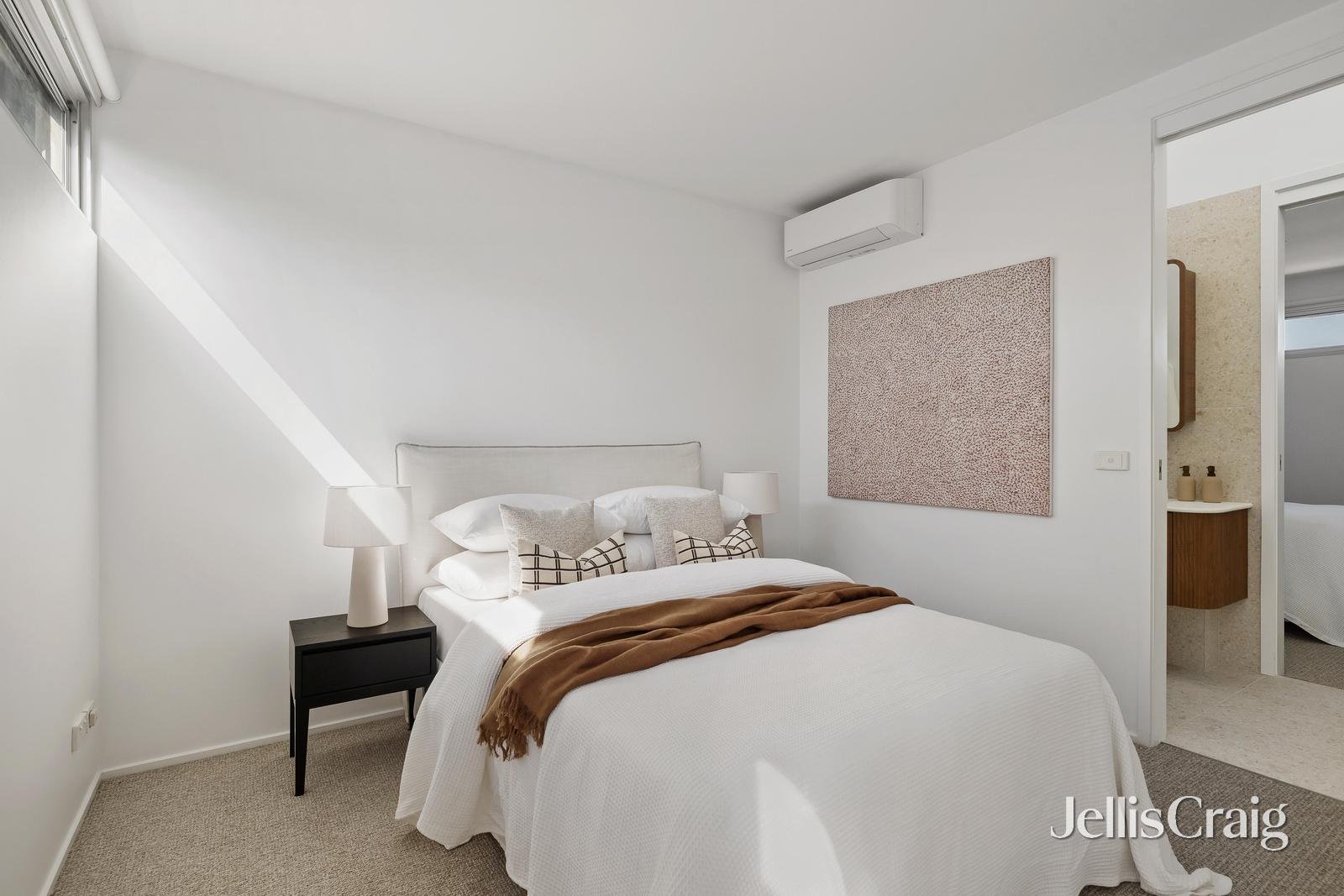 3/18 Strode Street, Richmond image 10