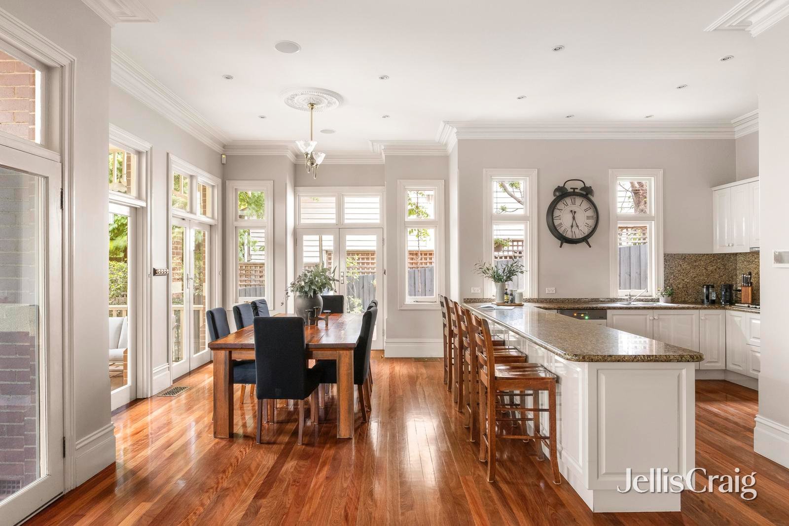 318 Upper Heidelberg Road, Ivanhoe image 12
