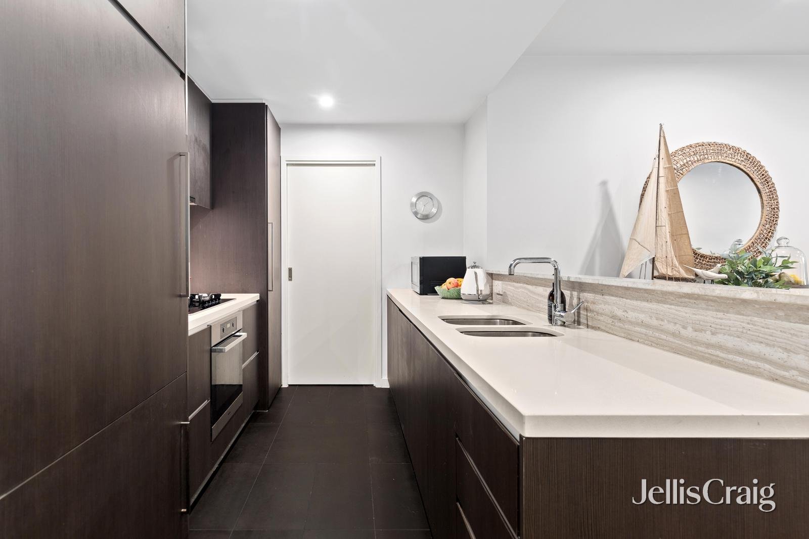 3/18 Wendouree Parade, Lake&nbsp;Wendouree image 5